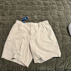 Men’s Large Aftco Everyday Stretch Shorts
